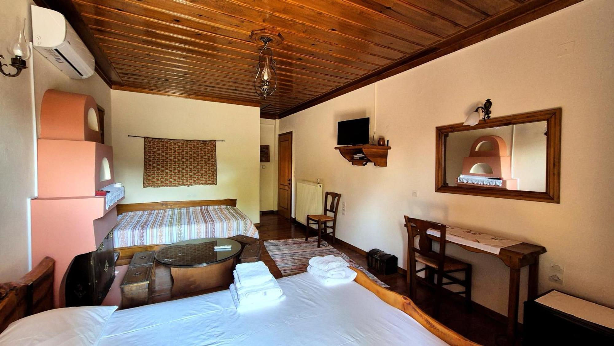 Traditional Guesthouse Marousio Rodavgi Eksteriør bilde
